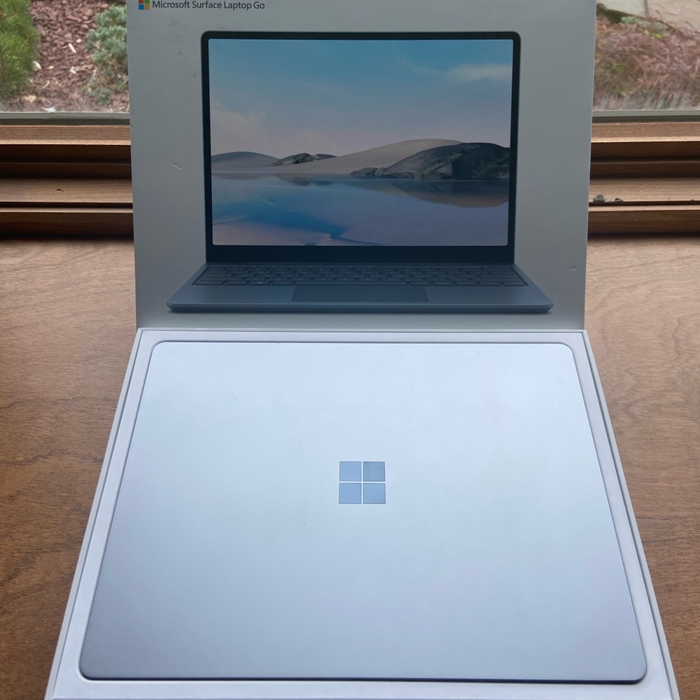 Microsoft Surface Laptop Go - Ice Blue, touchscreen, gently used. - Picture 15 of 16